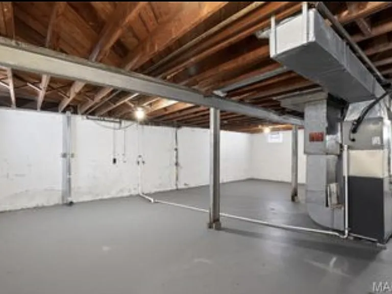 405 Estelle Ave — Photo 22