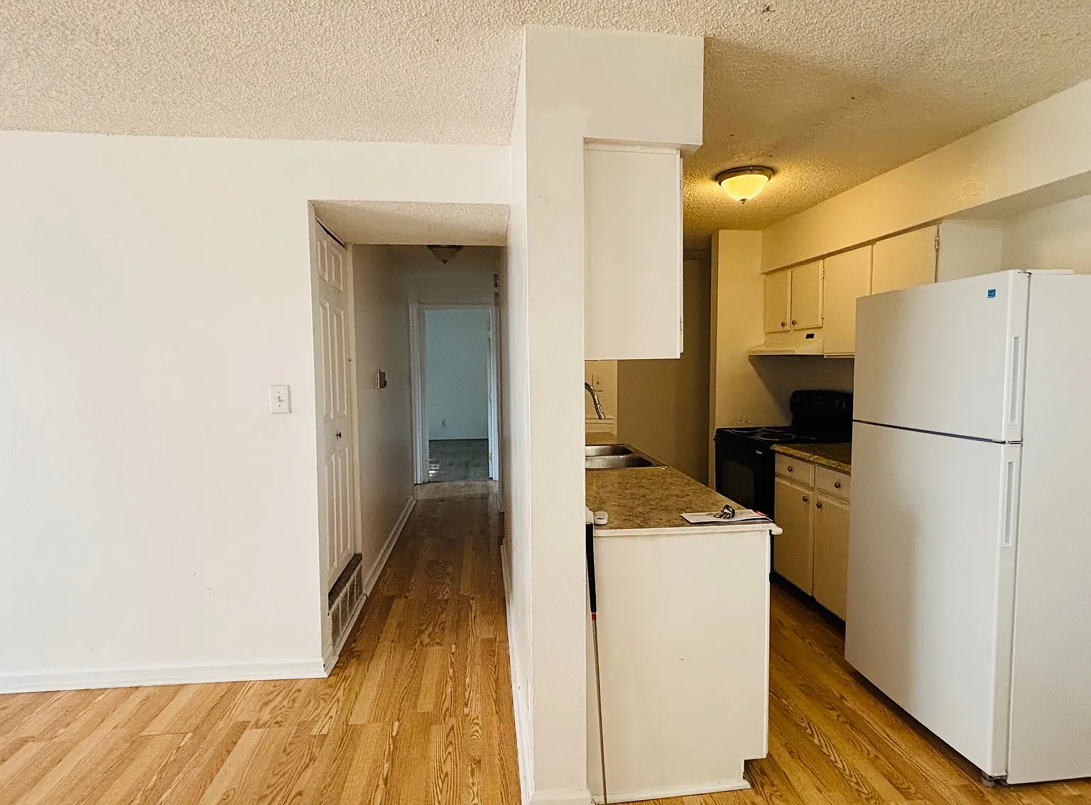 2 bed, 1.5 bath, 952 sqft, $1,500 — Photo 1