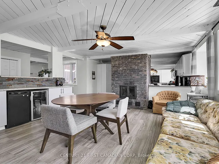23992 Denfield Rd — Photo 6