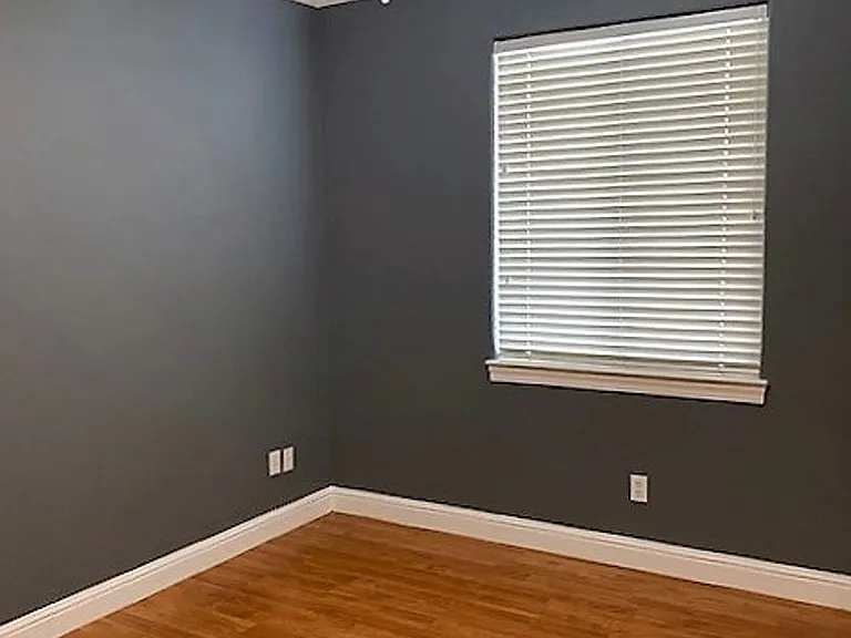 518 Castenda Dr — Photo 7
