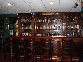 1014 FinBsmt/Bar Vw1