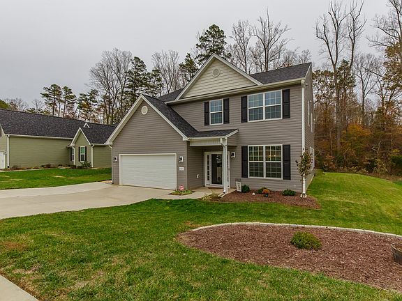 2nd image of 2505 Orchid Dr
