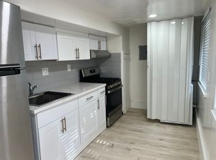 4250 1st St APT B, Pleasanton, CA 94566