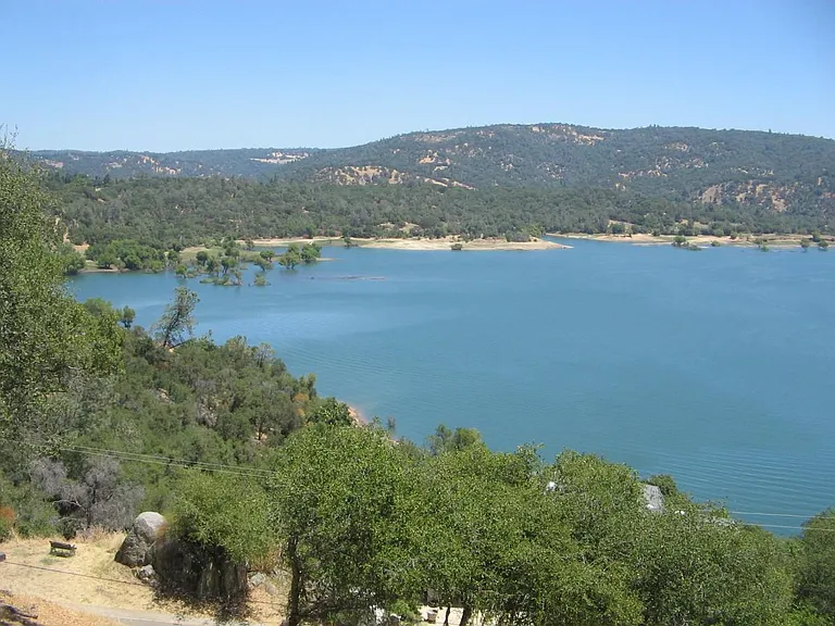 Folsom Lake view 3