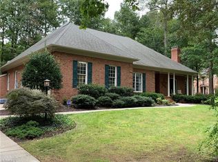 6073 Windsor Farme Rd, Summerfield, NC 27358