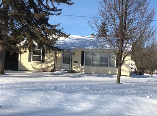 611 E McConnell St, Saint Johns, MI