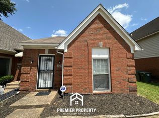 4396 Forest Valley Cv, Memphis, TN 38141