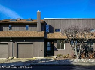 21 Sea Point Dr, Point Pleasant Beach, NJ 08742