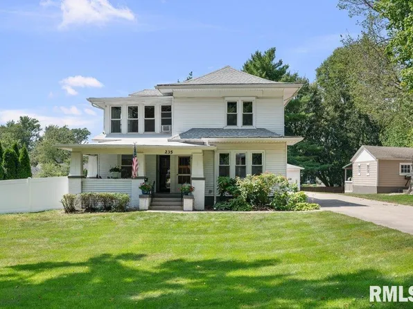235 S Chestnut St, Kewanee, IL 61443