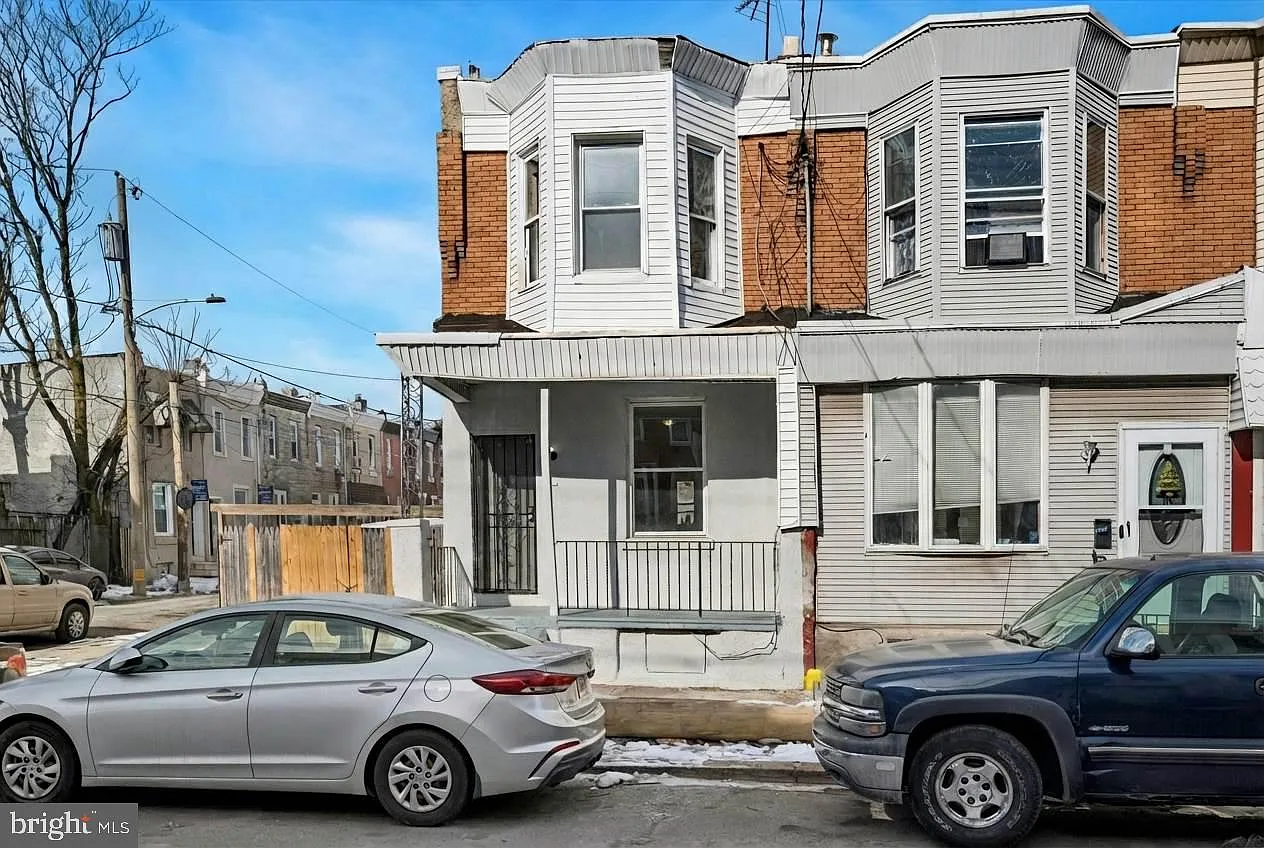 3322 Jasper St photo 1