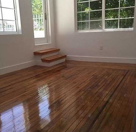 3rd image of 541 13th St APT 3