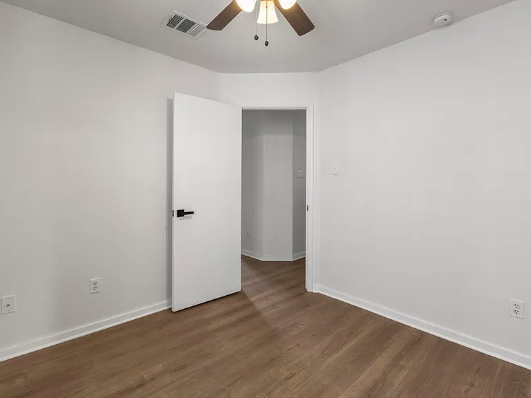 2110 Nogales Trl — Photo 20