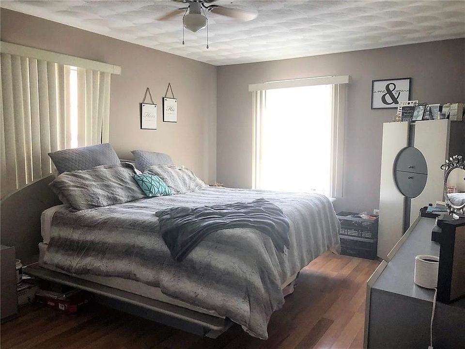 1st image of 42 Garden Ave