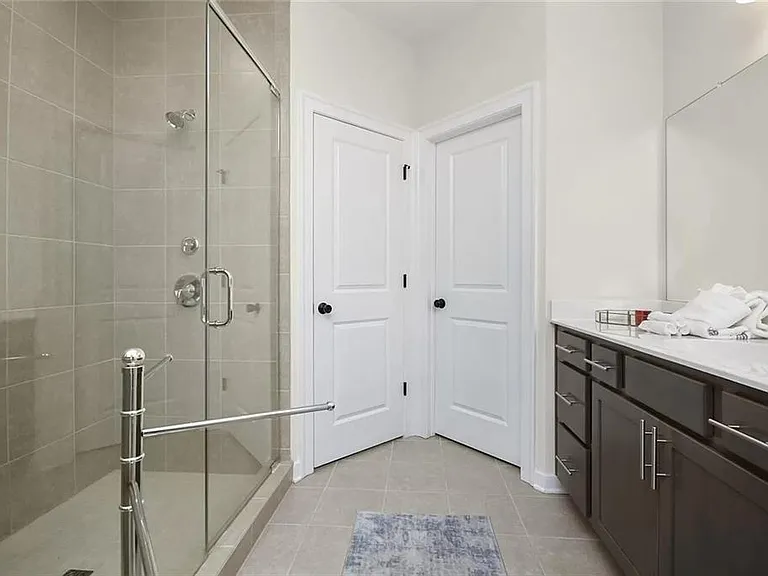 2048 Holtz Ln — Photo 23