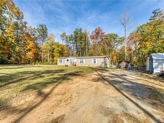 2nd image of 6823 Williams Ln