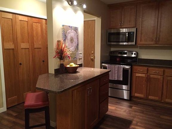5th image of 78 10th St E Unit 3103