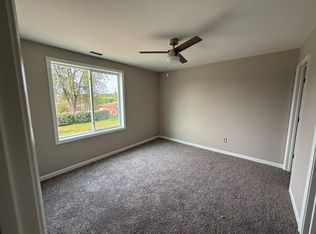 22001 Lakeview St, Saint Clair Shores, MI 48080