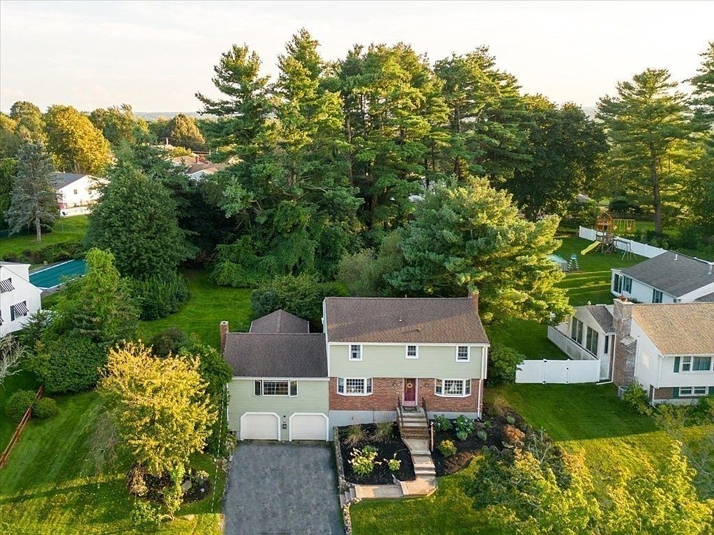 30 Mohawk St, Danvers, MA 01923 | Zillow