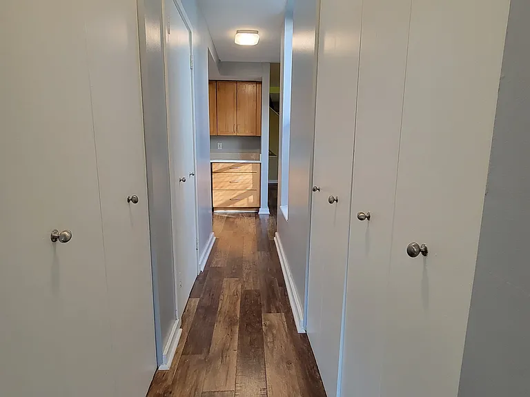1215 John St #2 — Photo 19