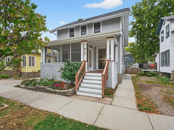 1141 Elizabeth St, Madison, WI 53703