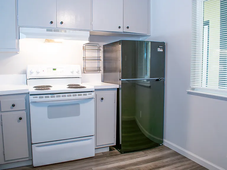 1929 Delaware St #3C — Photo 2