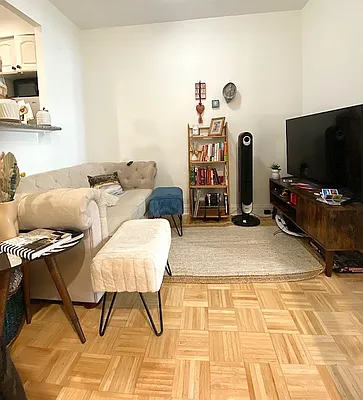 Rented by Corcoran | media 6