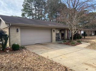 1609 Colonial Rd, Jonesboro, AR 72401