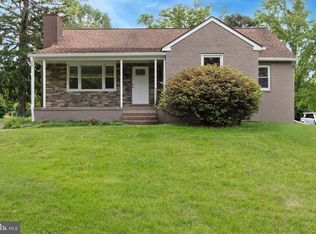 405 Cedar Hill Rd, Ambler, PA 19002