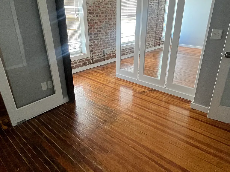 607 22nd St #207 — Photo 7