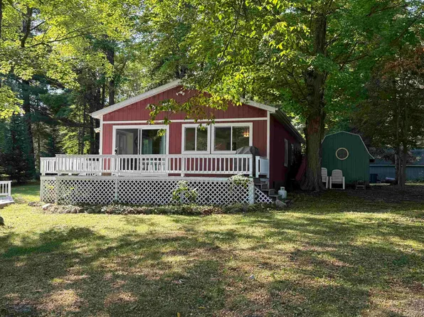 1473 Hillis Dr, Alger, MI 48610