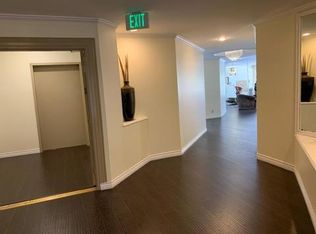 10475 Ashton Ave APT 204, Los Angeles, CA 90024