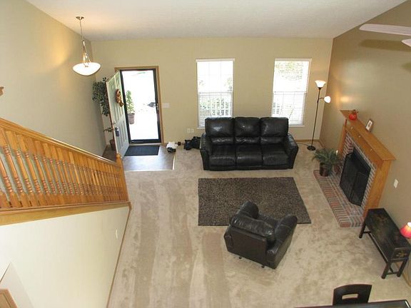 5th image of 6117 Crossmont Ct