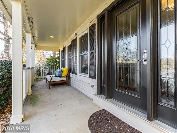 Exterior (Front)