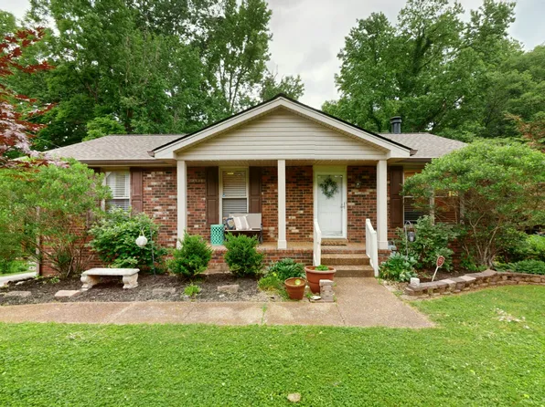 733 Albany Dr, Hermitage, TN 37076