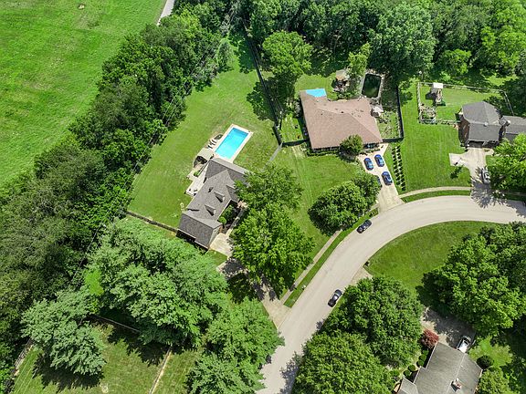 5th image of 1556 Wellesley Dr