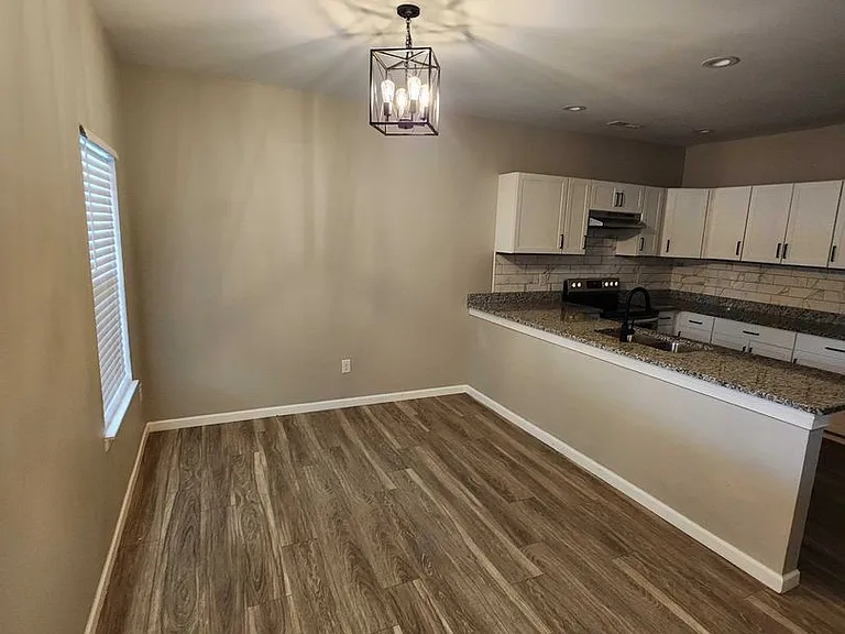 18 Michigan Ln #2 — Photo 4
