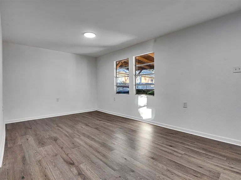 2416 Cumberland St #B — Photo 12