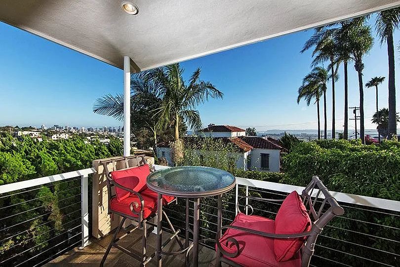 2 bed, 1856 sqft, $6,000 — Photo 2