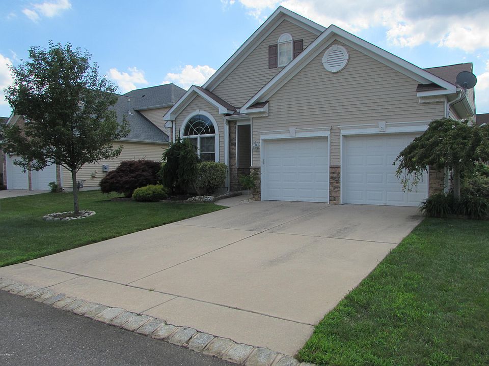1st image of 15 Ocean Grove Ln