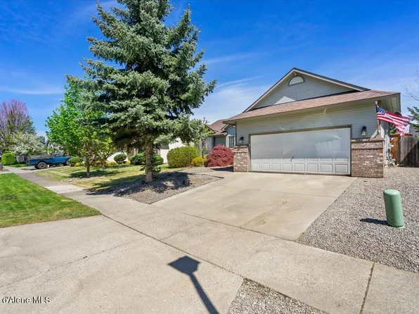 2760 N Top Flight Dr, Post Falls, ID 83854