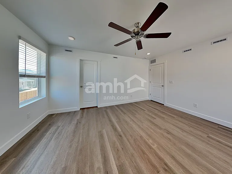 10020 Abilene Ct — Photo 8