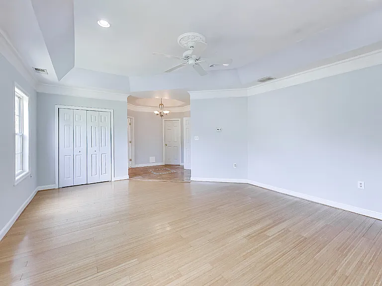 5713 Eads St NE — Photo 22