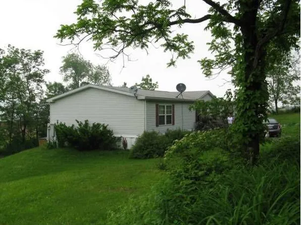70 Mourey Dr, Danville, PA 17821