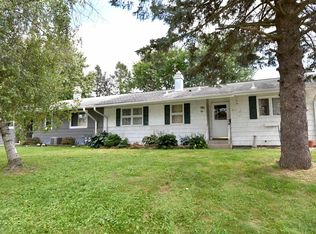 921 Pine St, Sun Prairie, WI 53590