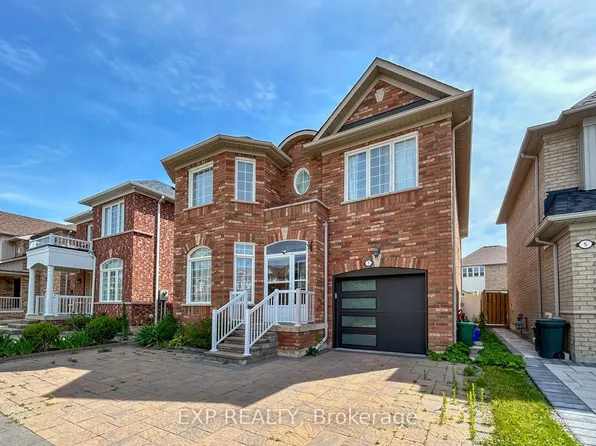 7 Davidoff St, Markham, ON L6E 1R2