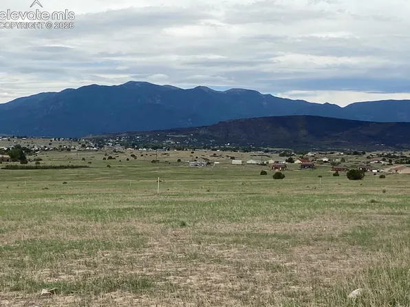 332 Turkey Creek Dr, Colorado City, CO 81019