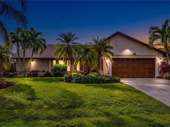 2240 SE 27th Ter, Cape Coral, FL 33904