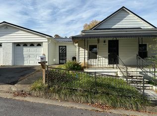 235 Ruth St SW, Abingdon, VA 24210