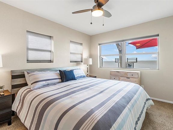 3rd image of 266 Harbor Dr