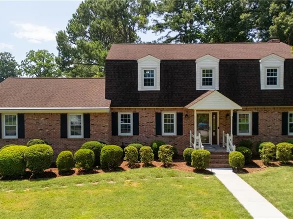 4501 Old English Cir, Virginia Beach, VA 23455